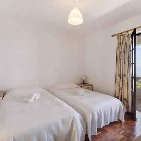 Alto Da Bed & Breakfast *